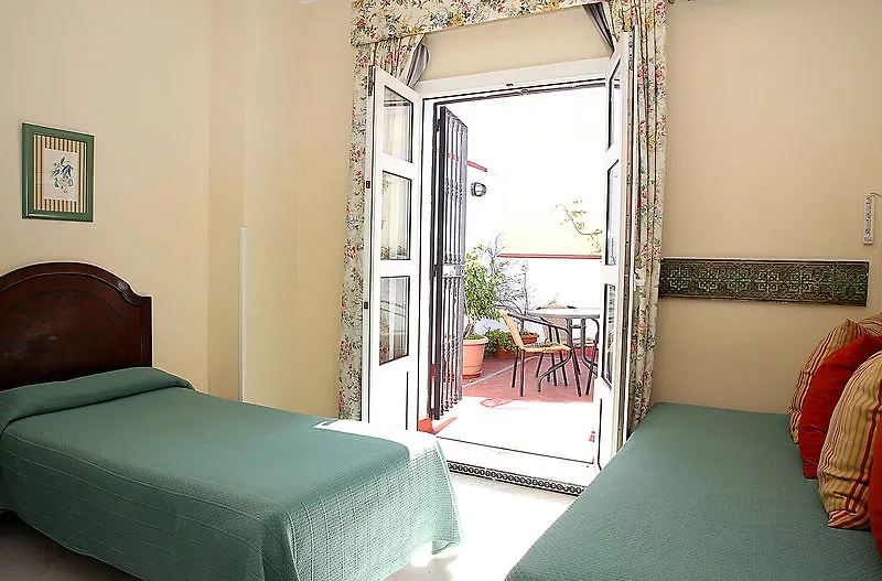 Bypillow Abril Hotel Seville