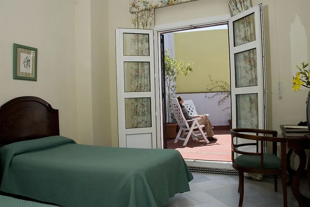 Hotel Bypillow Abril Sevilla